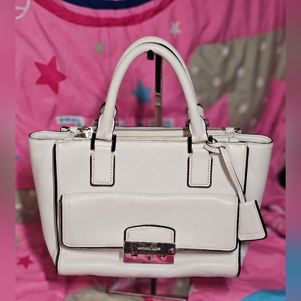 MICHAEL KORS  LEATHER SHOULDER BAG - Picture 7 of 17